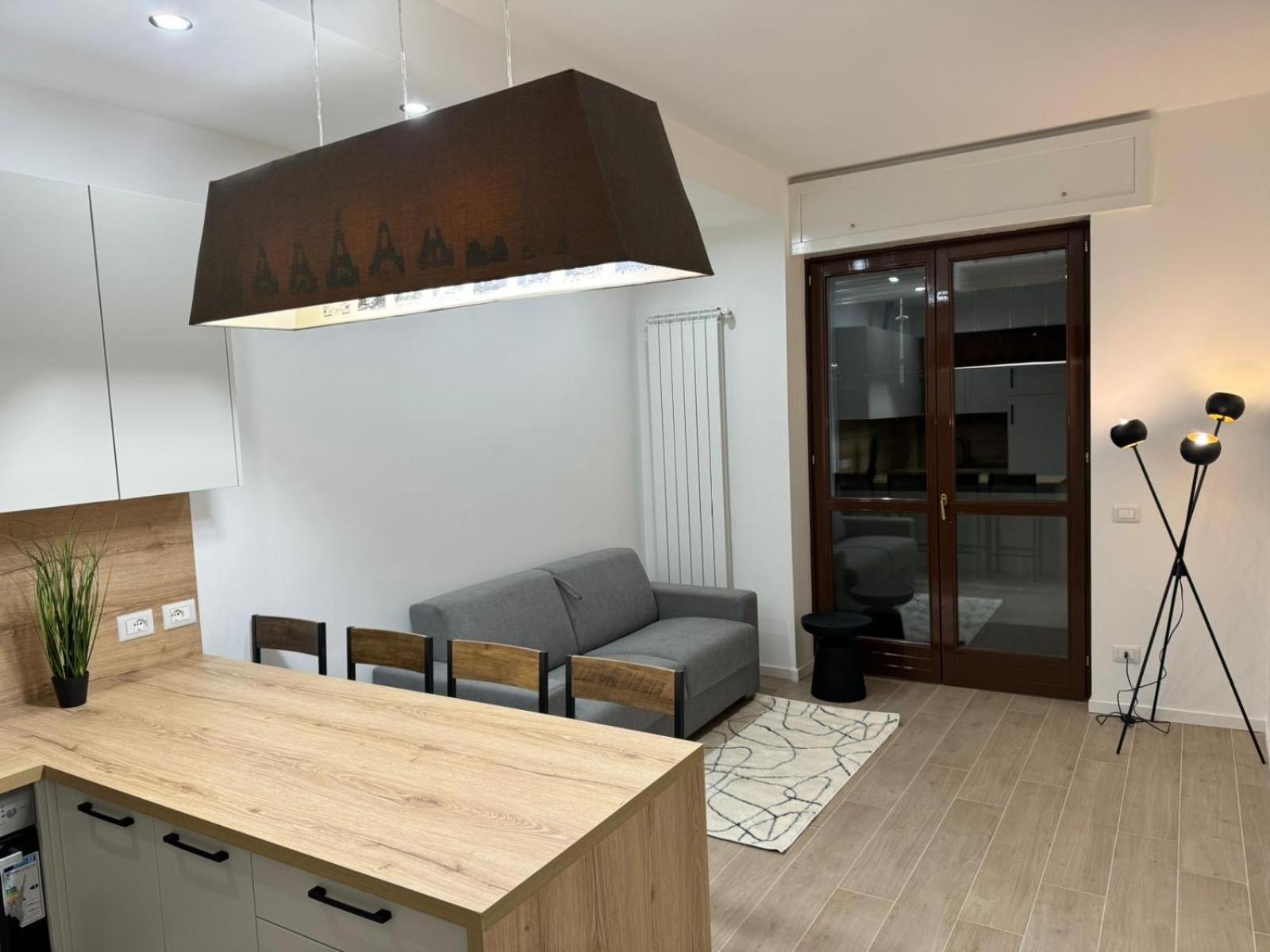 Feel - Central Beat Apartment ベルガモ エクステリア 写真