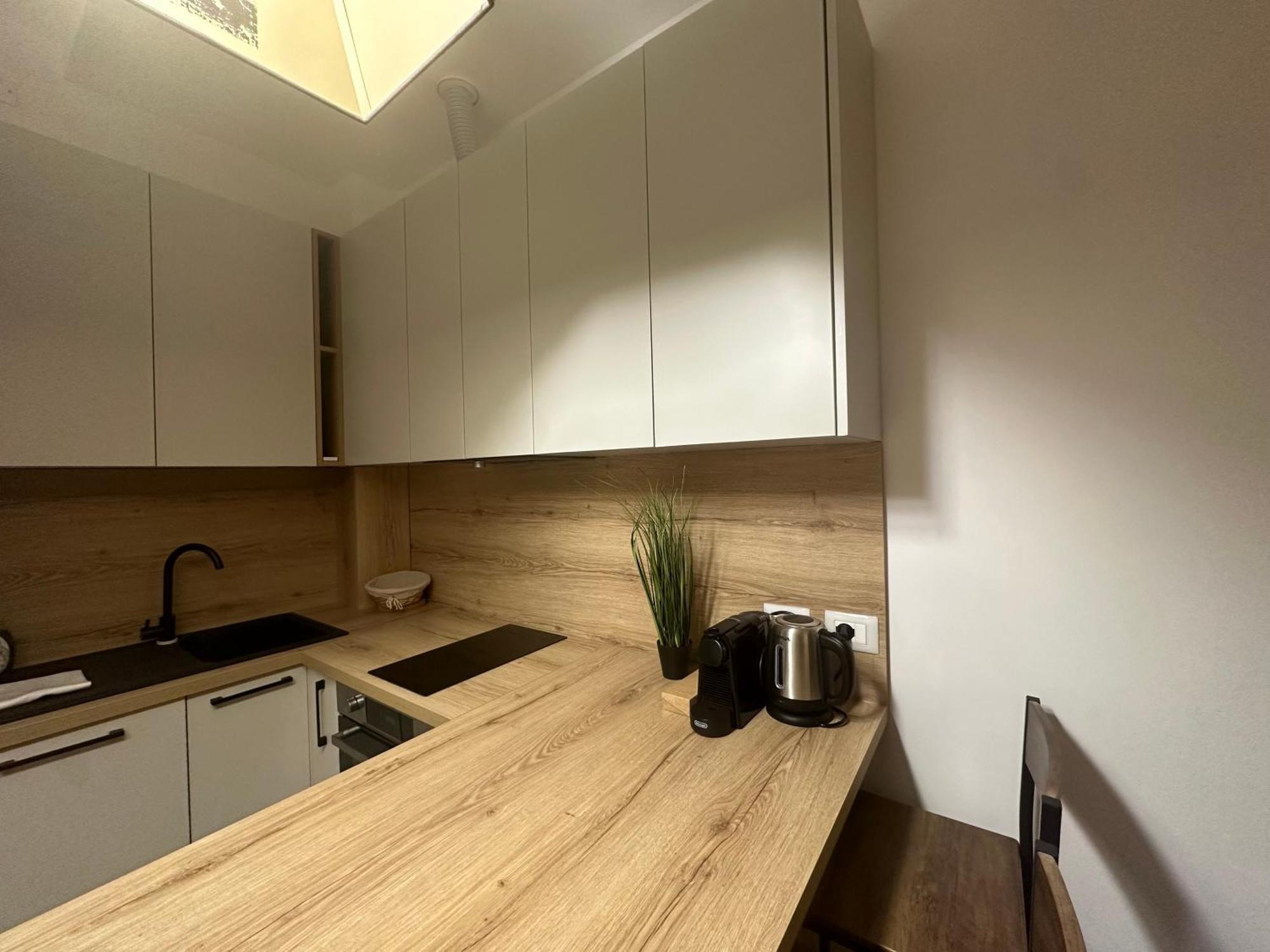 Feel - Central Beat Apartment ベルガモ エクステリア 写真